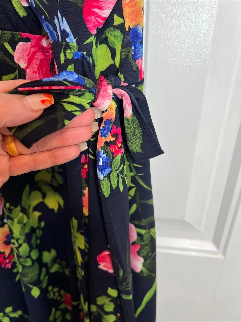 Le Lis Women’s Navy Faux Wrap Floral Print Maxi Dress. Size Medium. - Picture 9 of 12